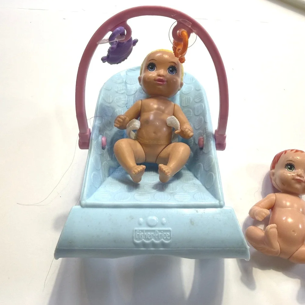 Fisher-Price Mattel Barbie Skipper Babysitters Inc 2 Baby Dolls & Bouncer Set
